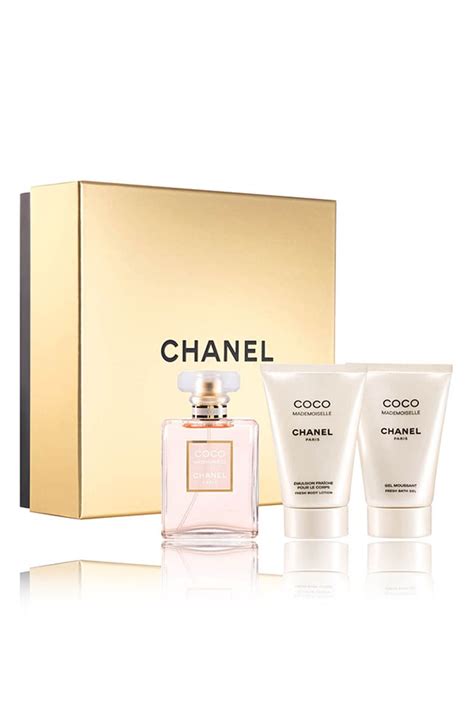 chanel cosmetics gift with purchase|chanel mademoiselle gift sets.